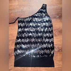 Elegant Black One-Shoulder Top